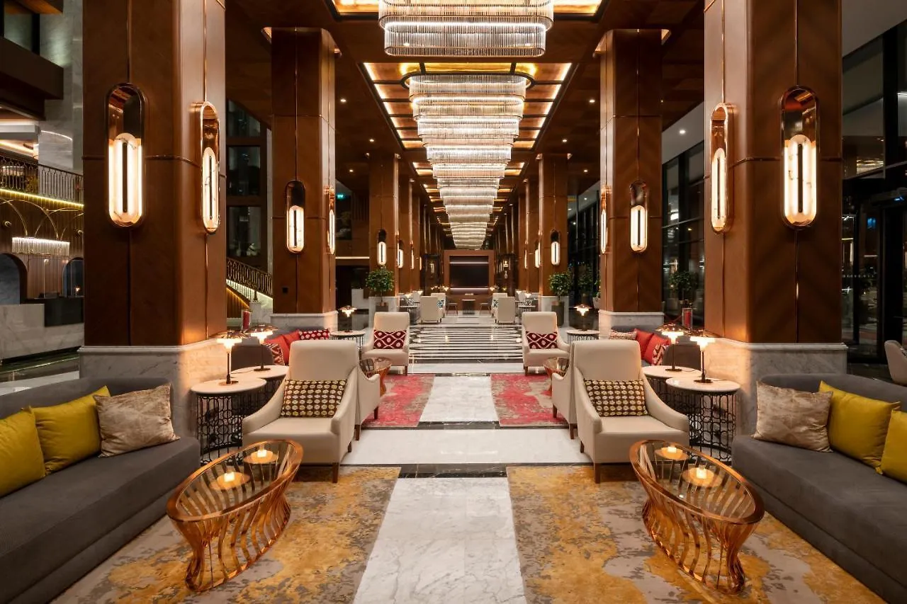 Mövenpick Hotel Istanbul Asia Airport 5*,