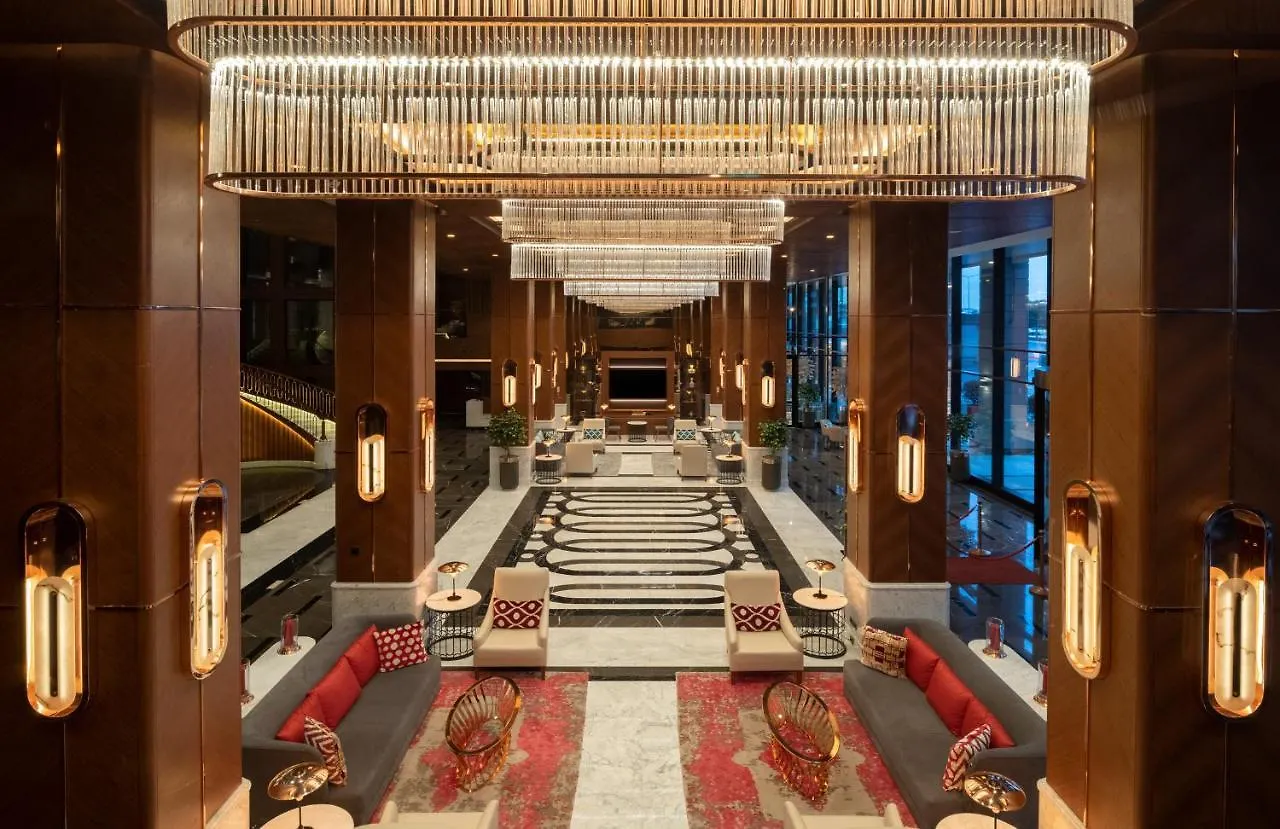 Mövenpick Hotel Istanbul Asia Airport 5*,